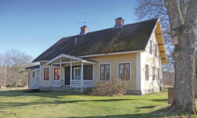 Hogsby House | Beautiful home in Högsby with kitchen