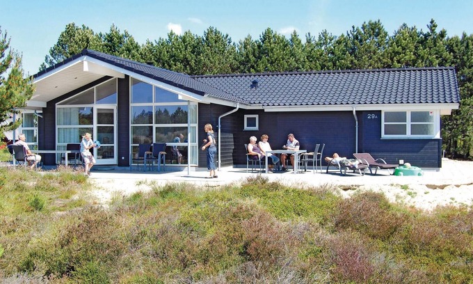 Sønderstrand House | Beautiful home in Rømø with WiFi
