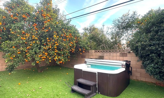 West Hills House | Beautiful House W/Hot-Tub & Large Fenced Yard!