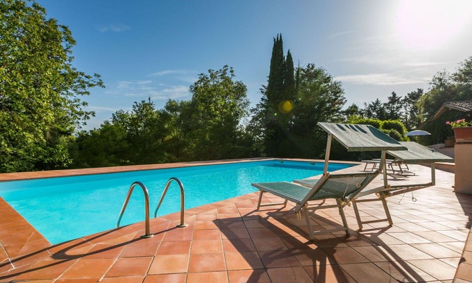 Poggiarello House | Beautiful apartment in villa for 4 people with pool, WIFI, TV, terrace and panoramic view