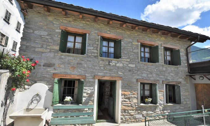San Giacomo Filippo House | Beautiful private villa for 6 people with TV and parking