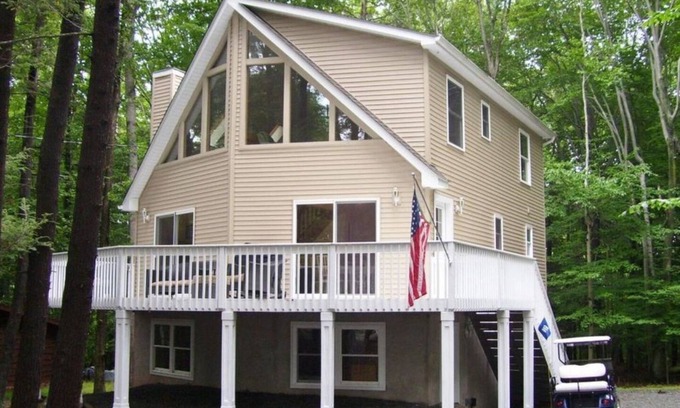 Wallenpaupauk Lake Estates House | Beautiful Lake property- sleeps 6