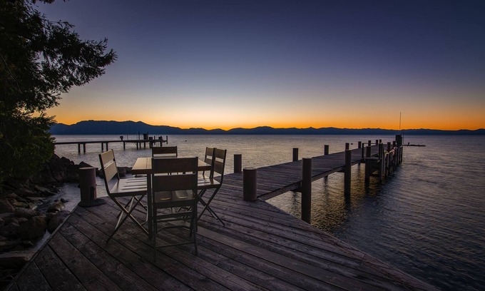 Lincoln Park House | Beautiful Lakefront Home with Pier and Buoy.