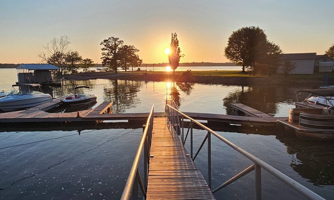 Ketchum House | Beautiful Lakefront Property with Private Dock and the Best View!