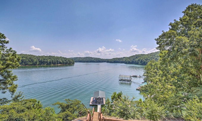 Woodstock Apartment | Beautiful Lakefront Studio: Dock, Fire Pit, Kayak