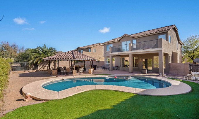 Tucson Estates House | Beautiful large Tucson Gem with your own POOL!