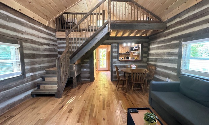Mount Airy Cabin | Beautiful Log Cabin in Rural Mount Airy