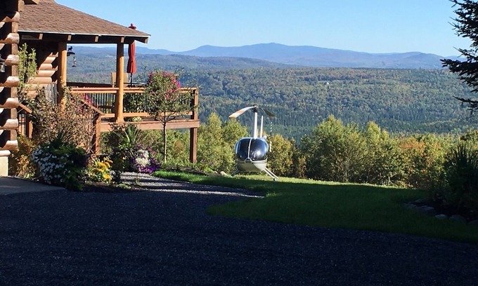 Clarksville House | Beautiful Log Home w/Mountain and Lake Views & Hot Tub-Sleeps 8