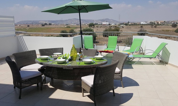 Pyla Apartment | Beautiful Modern ,Apartment in Larnaca Area, Stunning terrace area & WIFI, Pools