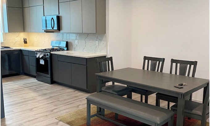 Clarkdale Condo | Beautiful Modern Open Floor Plan 2 Bedroom 2 Bath