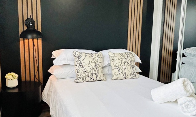 Brandon Apartment | Beautiful Modern Two Bedroom Apartment