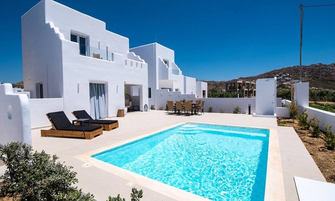 Plaka Villa | Beautiful Naxos Villa | 4 Bedrooms | Villa Blanc | Private Pool & Amazing Sea.