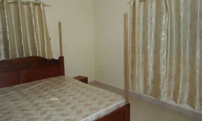 Bamako House | Beautiful New 3 Bedroom Villa For Rent - Near Mali Hospital