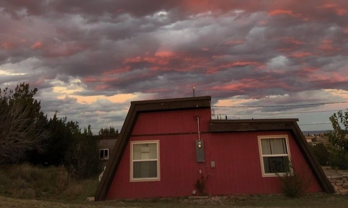 Edgewood House | Beautiful New Mexico Come and Experience True Enchantment