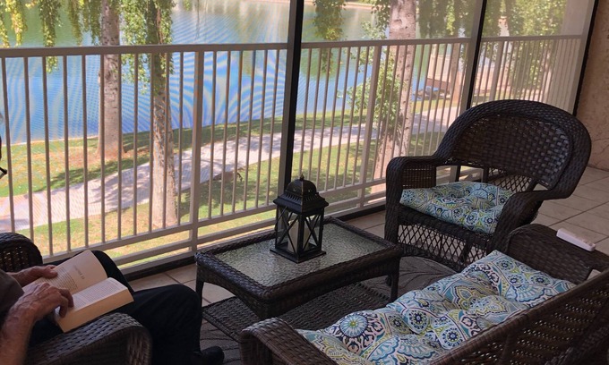 Desert Shores Condo | Beautiful, Newly remodeled 3 bedroom Lakefront, Heated Pool & Spa, Free Wi-Fi