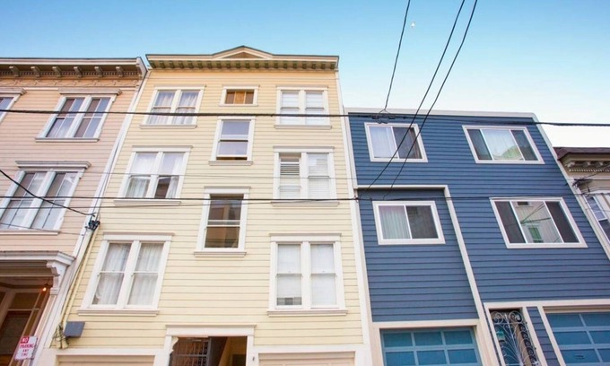 Nob Hill Apartment | Beautiful Nob Hill Apartment with amazing views and location
