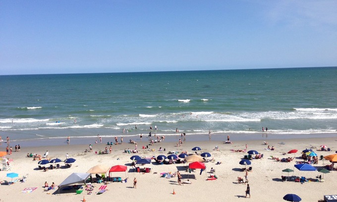 Crescent Beach Condo | Beautiful Oceanfront Condo- Crescent Shores - Privately Owned and Maintained