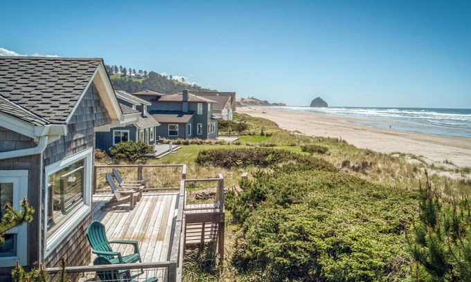 Tierra Del Mar House | Beautiful Oceanfront Tierra Del Mar Family Home! Sea-Esta in Tierra Del Mar