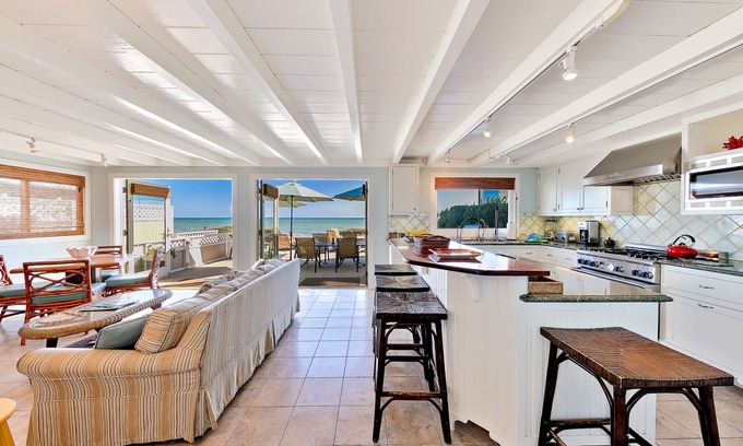 Capistrano Beach House | Beautiful oceanfront with deck & private road