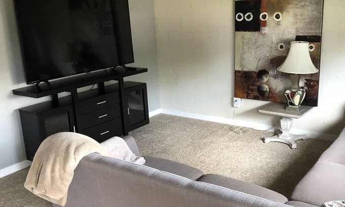Security Acres House | BEAUTIFUL OLD TOWN SCOTTSDALE n2 BEDROOM TOWNHOME
