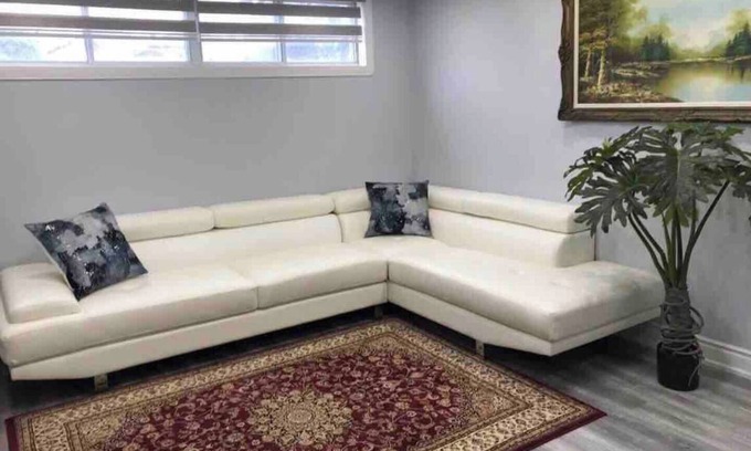 Golfdale Gardens Apartment | Beautiful One bedroom basement apartment