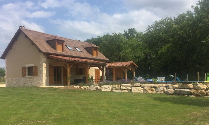 Les Farges House | Beautiful Perogordian Style House
