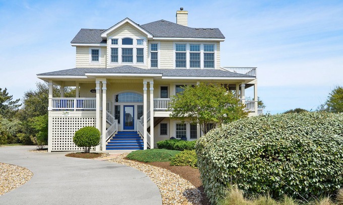 Pine Island House | Beautiful Pine Island Home with Sun Deck and Private Pool