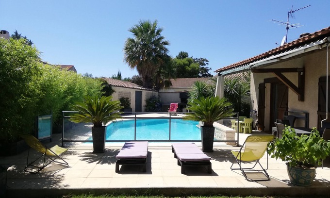 Bellegarde House | Beautiful pool villa 10 minutes from Nîmes at the gateway to the Camargue and the Alpilles
