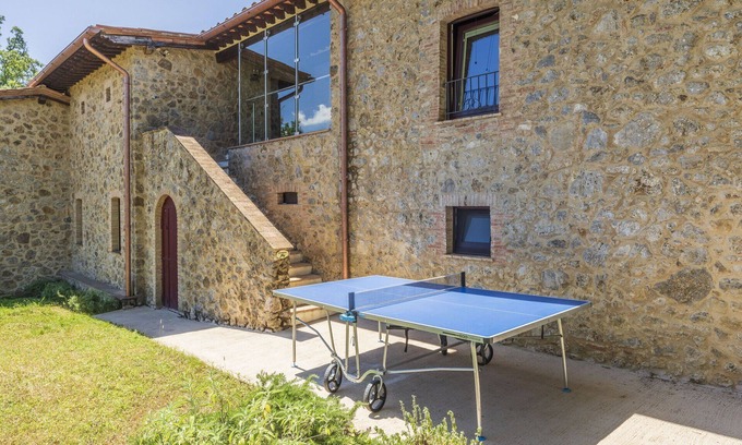 Massa Marittima Villa | Beautiful private villa for 14 people with A/C, WIFI, TV and pets allowed