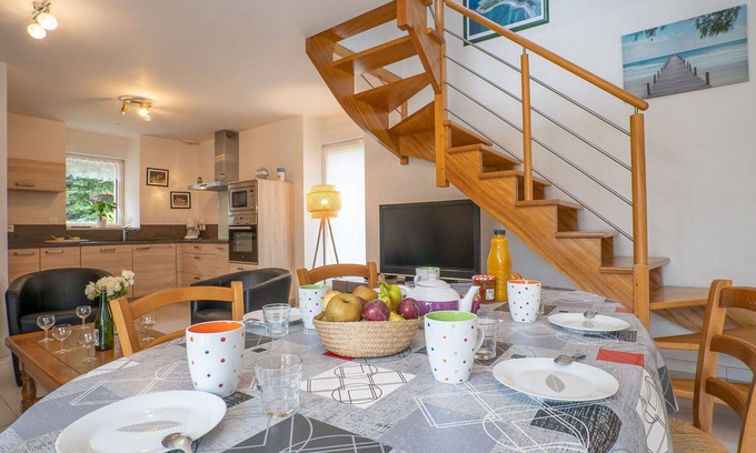 Plouzelambre Villa | Beautiful private villa for 6 guests with WIFI, TV, terrace and pets allowed