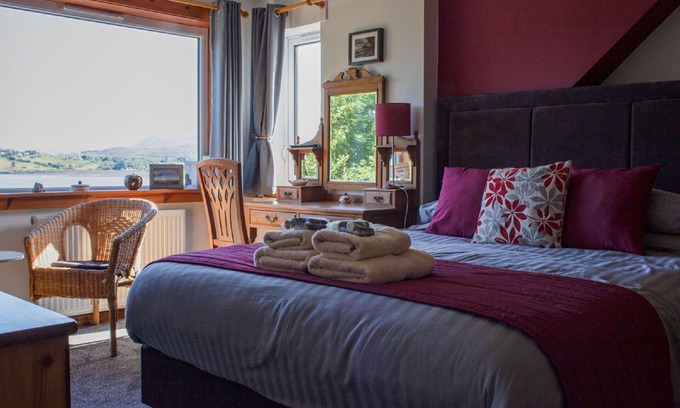 Achachork House | Beautiful private villa for 6 people with WIFI, TV and patio