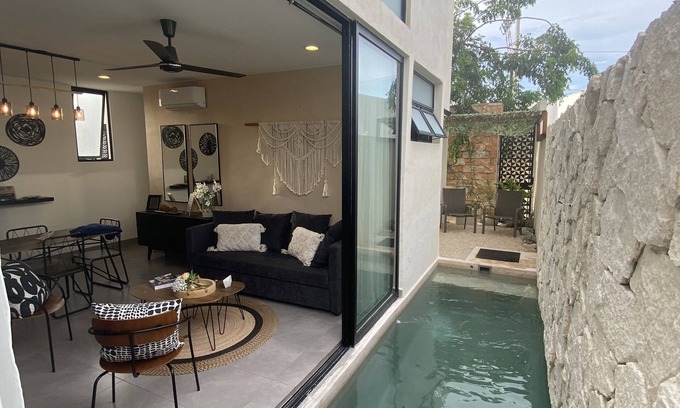 Montecarlo Apartment | Beautiful Private one Bedroom Condo With Pool
