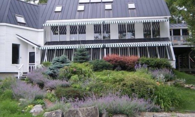 Kennebunkport House | Beautiful Private Home, Close to Beaches, Pet Friendly.