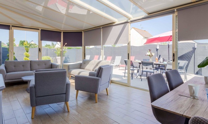 Creances House | Beautiful private villa for 8 people with WIFI, TV, terrace, pets allowed and parking