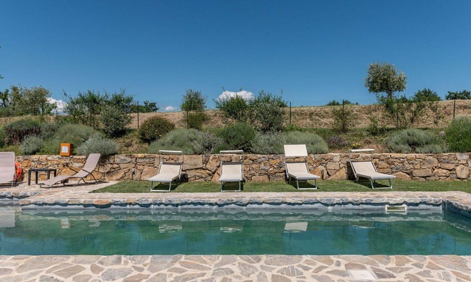 Manciano Villa | Beautiful private villa with private pool, WIFI, TV, patio, pets allowed, panoramic view and par.