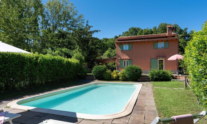 Scarperia Villa | Beautiful private villa with private pool, WIFI, A/C, TV, patio, panoramic view and parking