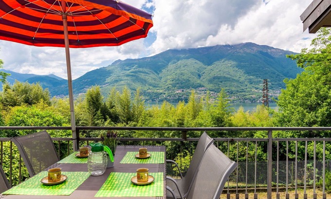 Dervio House | Beautiful private villa for 7 guests with WIFI, TV, terrace and pets allowed