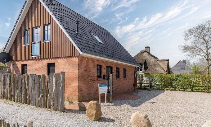 Hauert House | Beautiful private villa for 6 people with WIFI, TV, terrace and parking