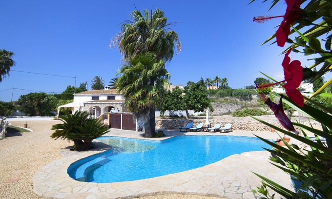 Fustera House | Beautiful private villa for 8 people with A/C, hot tub, WIFI, private pool, TV, patio and parking