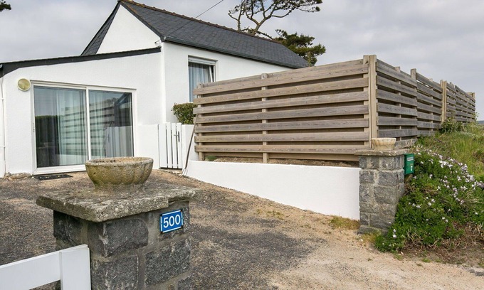 Santec House | Beautiful private villa for 4 guests with TV and terrace