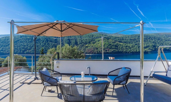 Duga Luka House | Beautiful private villa for 5 people with A/C, WIFI, TV, terrace and parking