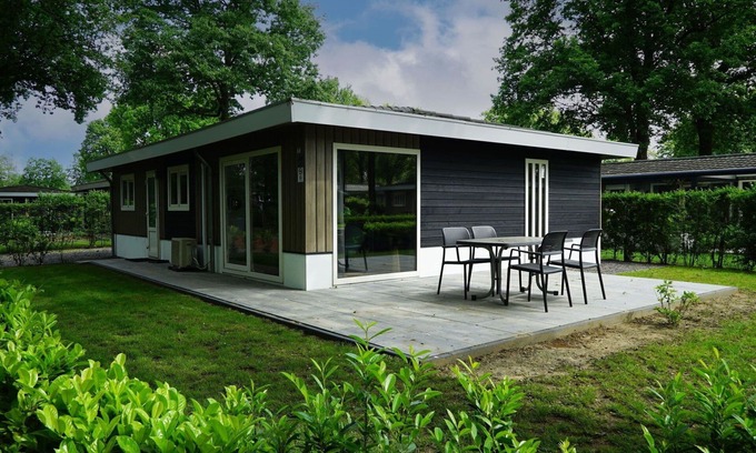 Susteren House | Beautiful private villa for 6 guests with pool, WIFI, TV, terrace and parking