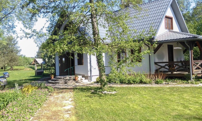 gmina Lubycza Krolewska Villa | Beautiful private villa for 8 guests with terrace, pets allowed and parking