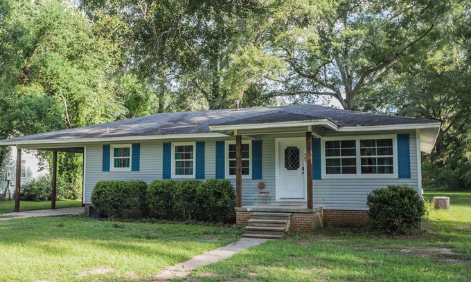 Hattiesburg House | Beautiful, Quiet Getaway
