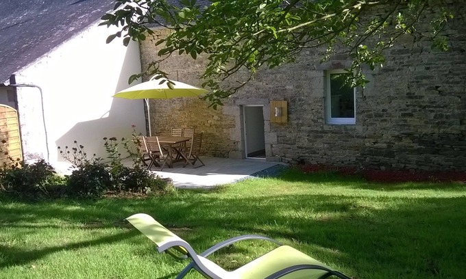 Ploneour-Lanvern House | Beautiful renovated Breton house classified 3 *, quiet, near the sea, South Finistere
