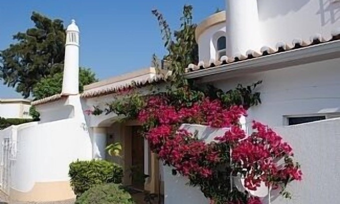 Carvoeiro Villa | Beautiful Residential Villa on An Exclusive Private Complex, pool, roof terrace