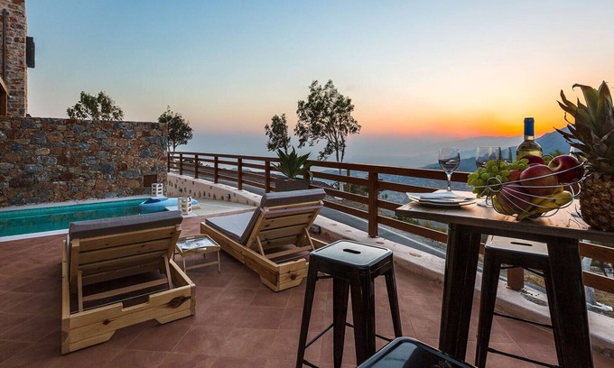 Saktouria Villa | Beautiful sea Views, Close to Clear Water Southern Beaches