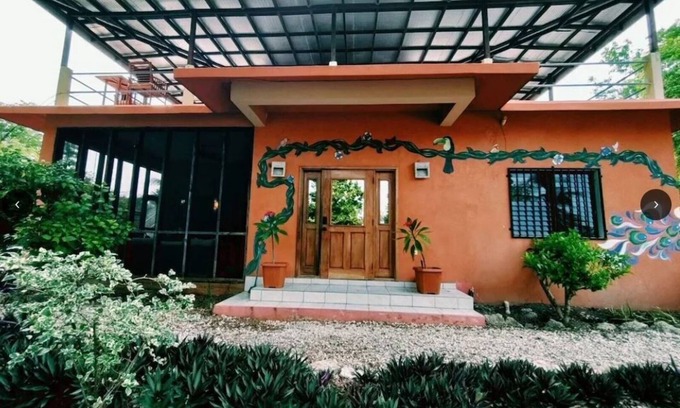 Corozal House | Beautiful, Secluded, and Serene - Steps from the Caribbean Sea!