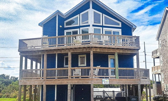 South Nags Head House | Beautiful Semi-of in S. Nags Head. Private Pool, Elevator, Pets OK, Great ocean views and short w.