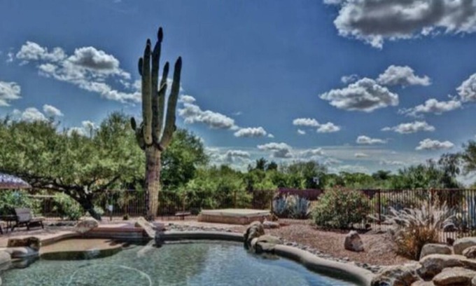 Desert Hills House | Beautiful, spacious 4 bedroom 3 bathroom home with private pool.